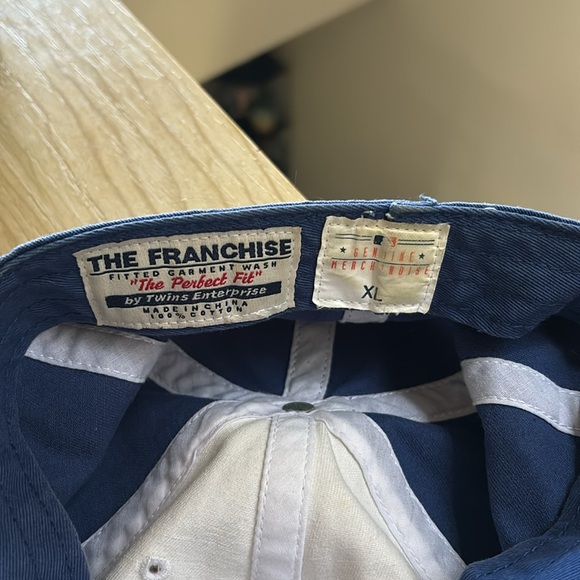 Baseball hat - Picture 2 of 3